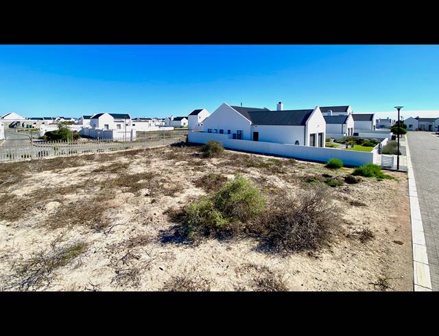 498M² VACANT LAND FOR SALE IN ATLANTIC SANDS PRIVATE ESTATE